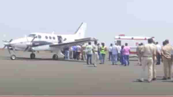 Latur News : लातूर मनपा आयुक्तांनी स्वत:वर गोळी झाडल्याचे प्रकरण; मनोहरेंना एअर अॅम्ब्यूलन्सने मुंबईत आणणार