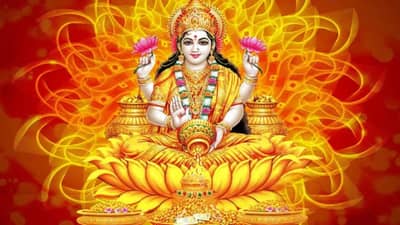 Vastu Tips : लक्ष्मीला घरामध्ये आकर्षित करण्यासाठी हे उपाय नक्की करा