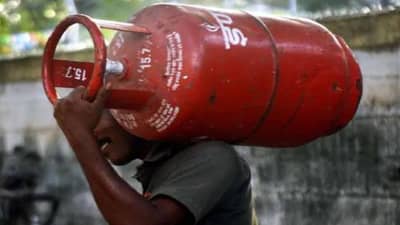 LPG सिलिंडर घरपोच मिळणार नाही, कारण जाणून घ्या