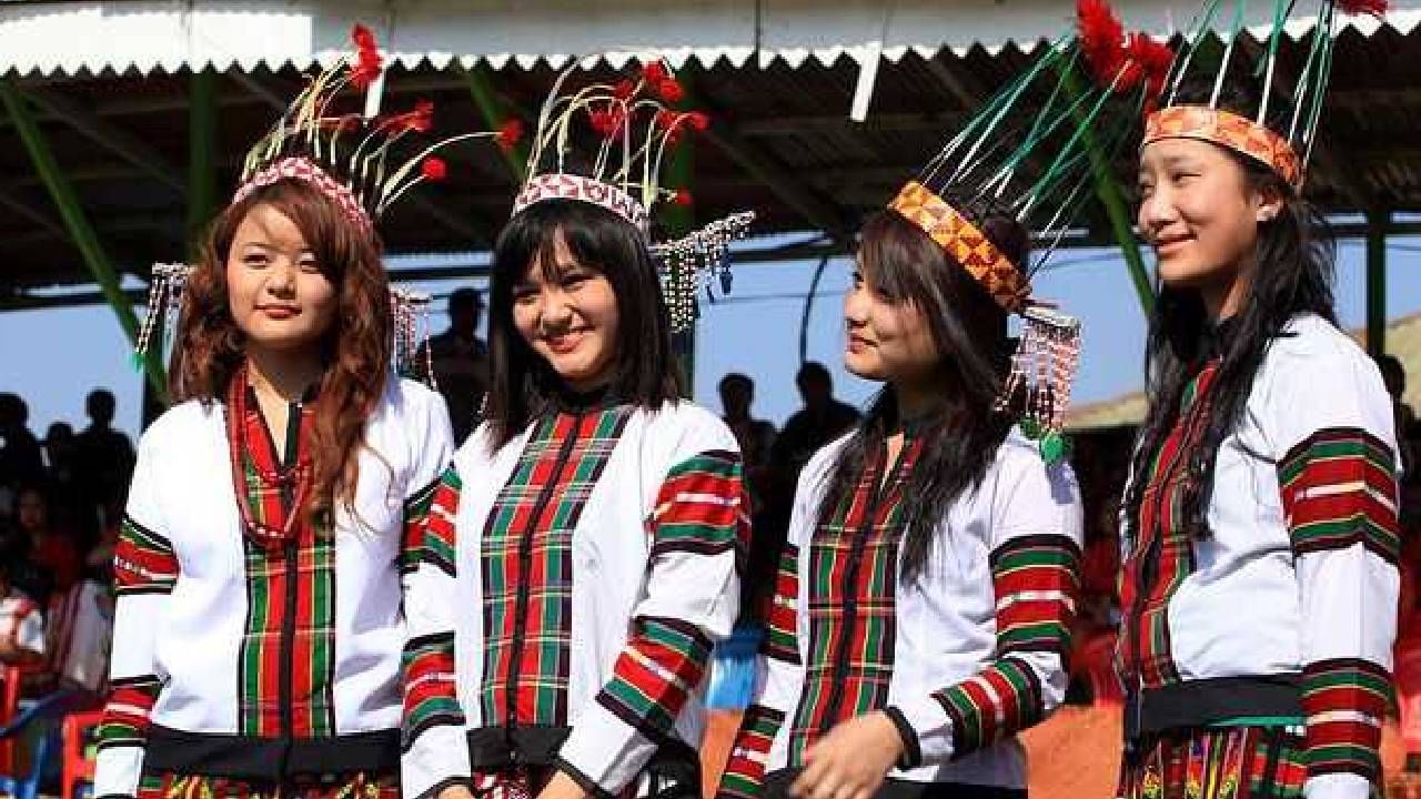 भारतातील सर्वांत आनंद राज्यांमध्ये दुसऱ्या क्रमांकावर मिझोरम हे राज्य आहे. तिसऱ्या क्रमांकावर अंदमान आणि निकोबार, चौथ्या स्थानी पंजाब, पाचव्या स्थानी गुजरात आणि सहाव्या क्रमांकावर सिक्कीम आहे. 
