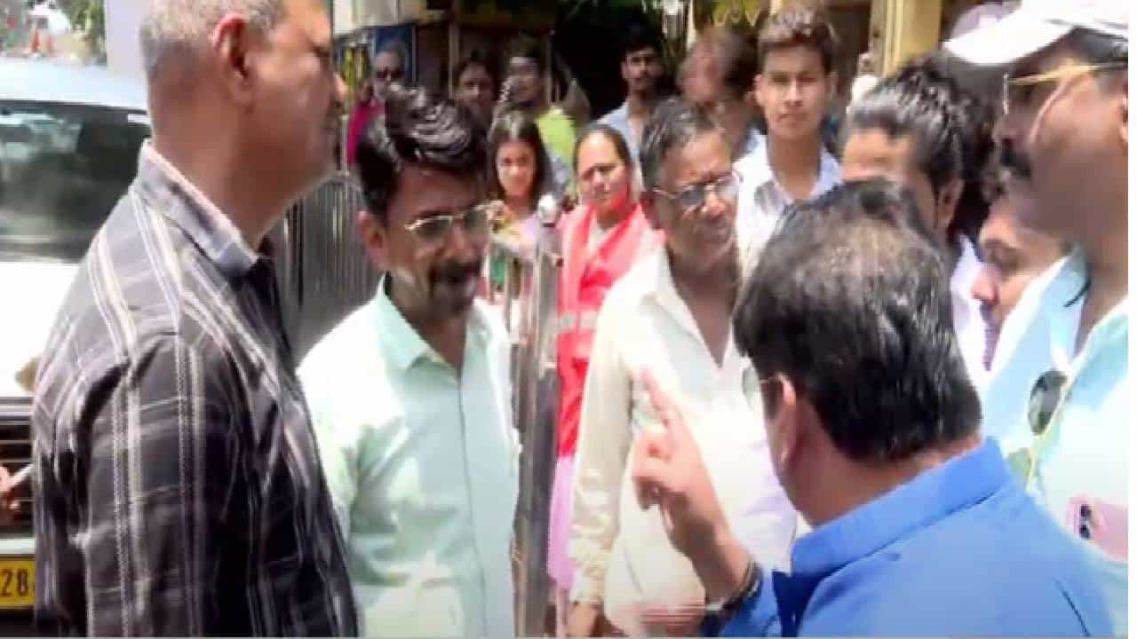 MNS : ‘तुम मराठी लोग गंदा...’, मुंबईत पुन्हा मराठी माणसाचा अपमान, मनसेचा आरोप काय? घाटकोपरमध्ये नेमकं घडलं काय?