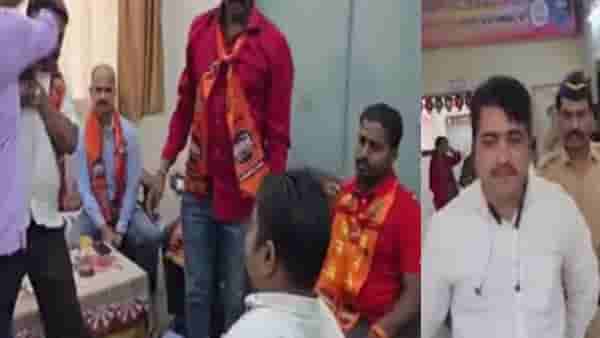MNS News : शिक्षिका आणि विद्यार्थिनीची काढली छेड, मनसे कार्यकर्त्यांनी शिक्षकाच्या अंगावर फेकला कोळसा