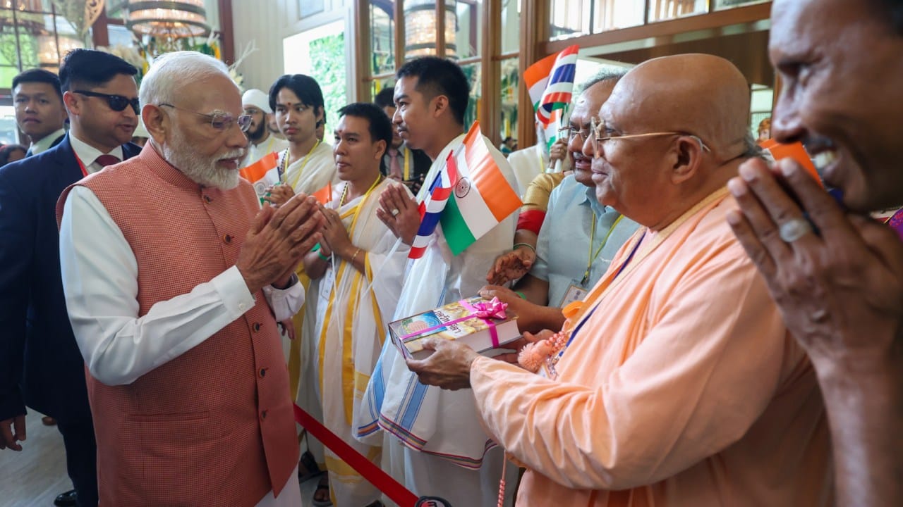 पंतप्रधान मोदींनी याबद्दल एक्सवर एक पोस्ट देखील केली. "भारत आणि थायलंड यांच्यात एक मजबूत सांस्कृतिक संबंध आहे, जो आपल्या लोकांमुळे अधिक दृढ होत आहे. हा संबंध येथे इतक्या प्रभावीपणे दिसून येत आहे, हे पाहून खूप आनंद झाला."