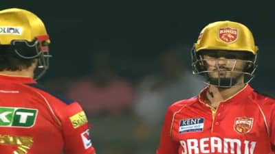 RCB vs PBKS : बंगळुरुची घरच्या मैदानात पराभवाची हॅटट्रिक, पंजाब किंग्सचा 5 विकेट्सने विजय