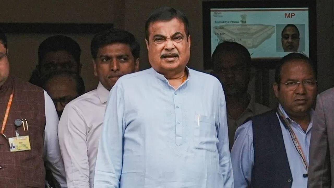 वांद्रे-वरळी सी लिंकवर परिवहन मंत्र्यांचेच कापले चलान.. नितीन गडकरींनी किती भरला दंड ?