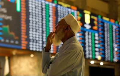 युद्धापूर्वीच पाकिस्तान उद्ध्वस्त, पाकमध्ये सर्वात मोठा आर्थिक भूकंप