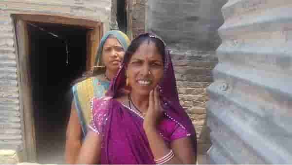 पंढरपुरात स्वच्छतेचं काम करणाऱ्या महिलेला पांडुरंग पावला; 21 लाखांची लॉटरी लागली