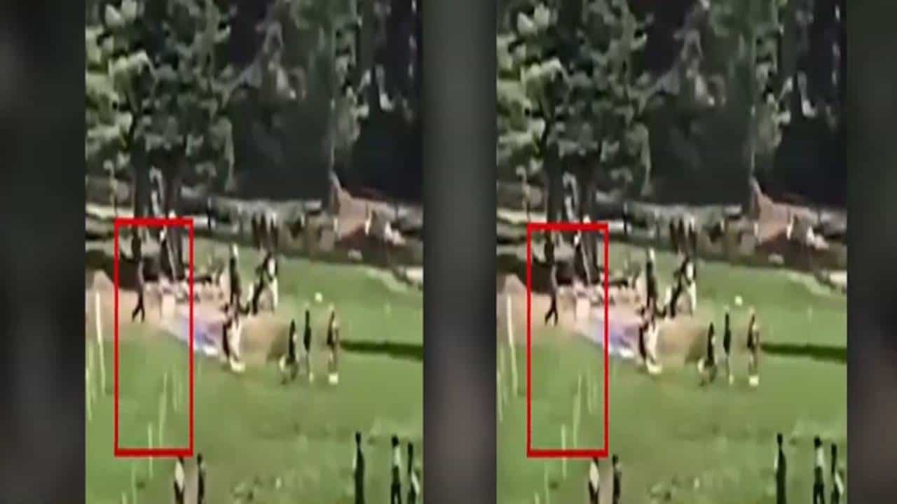 Pahalgam Attack VIDEO :  गोळ्यांचा धाड धाड आवाज, आर्त किंकाळ्या... हल्ल्याचा आणखी एक थरकाप उडवणारा व्हिडीओ समोर
