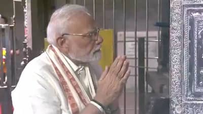 आधी काम नंतर पूजा.., पंबन पुलाच्या उद्घाटनानंतर मोदी पोहोचले रामनाथस्वामी मंदिरात, पंतप्रधानांचं भव्य स्वागत