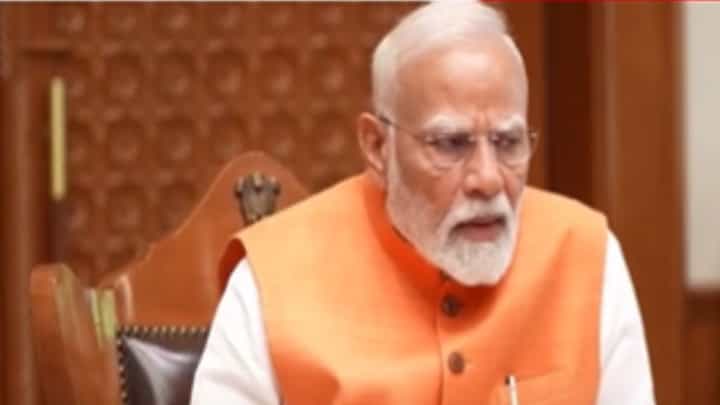 PM Narendra Modi : पंतप्रधान मोदींच्या 5 मोठ्या बैठका; निर्णयाकडे देशाचं लक्ष PM Narendra Modi : पंतप्रधान मोदींच्या 5 मोठ्या बैठका; निर्णयाकडे देशाचं लक्ष