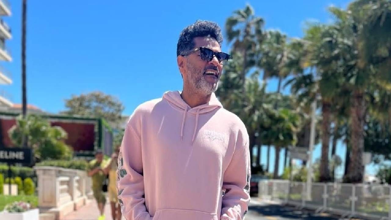 प्रभूदेवाविषयी त्या म्हणाल्या, "आजसुद्धा तो वडील म्हणून त्याच्या सर्व जबाबदाऱ्या आणि कर्तव्ये पार पाडतो. आम्ही दोघं मिळून मुलांच्या भवितव्याविषयीचे निर्णय घेतो. घटस्फोट झाला तरी तो माझ्याशी नेहमीच आदराने वागतो. माझ्याबद्दल तो कधीच कुठे नकारात्मक बोलला नाही."
