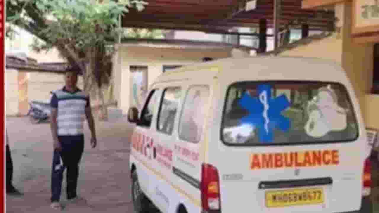 Raigad Crime : इमारतीवरून उडी मारून आजीने नातवासह संपवलं जीवन Raigad Crime : इमारतीवरून उडी मारून आजीने नातवासह संपवलं जीवन