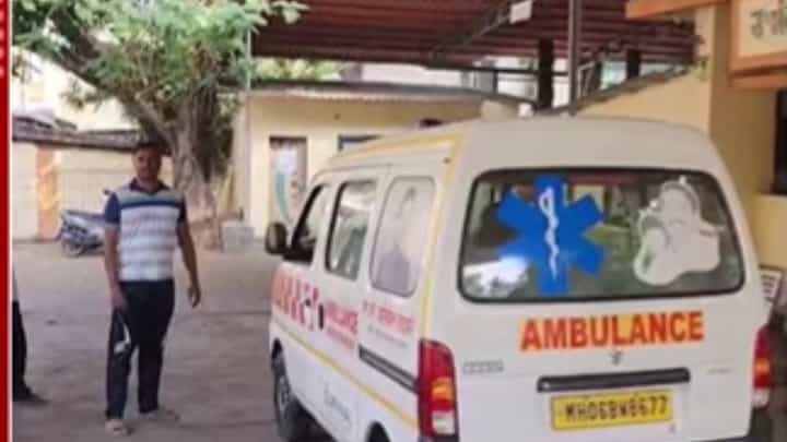 Raigad Crime : इमारतीवरून उडी मारून आजीने नातवासह संपवलं जीवन Raigad Crime : इमारतीवरून उडी मारून आजीने नातवासह संपवलं जीवन