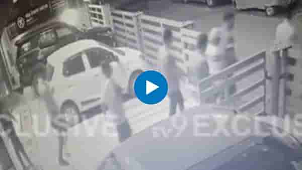 Ranjit Kasle : शरण येण्याआधीच बीड पोलिसांनी रणजित कासलेला ताब्यात घेतलं