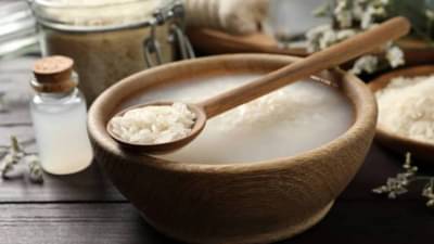 चमकदार त्वचेसाठी तांदळाचे पाणी अधिक फायदेशीर, घरी कसे बनवाल ?