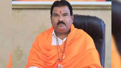 महाराष्ट्र पोलिसांबद्दल आक्षेपार्ह वक्तव्य अंगलट, शिवसेना आमदारावर गुन्हा दाखल