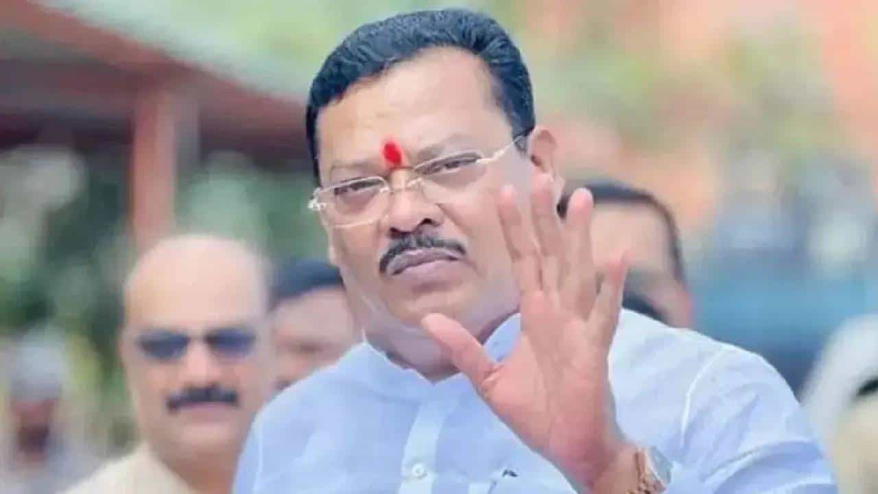 Sanjay Shirsat : चांडाळ चौकडी ठाकरे बंधूंना एकत्र येऊ देणार नाही; शिरसाट यांची टोलेबाजी Sanjay Shirsat : चांडाळ चौकडी ठाकरे बंधूंना एकत्र येऊ देणार नाही; शिरसाट यांची टोलेबाजी
