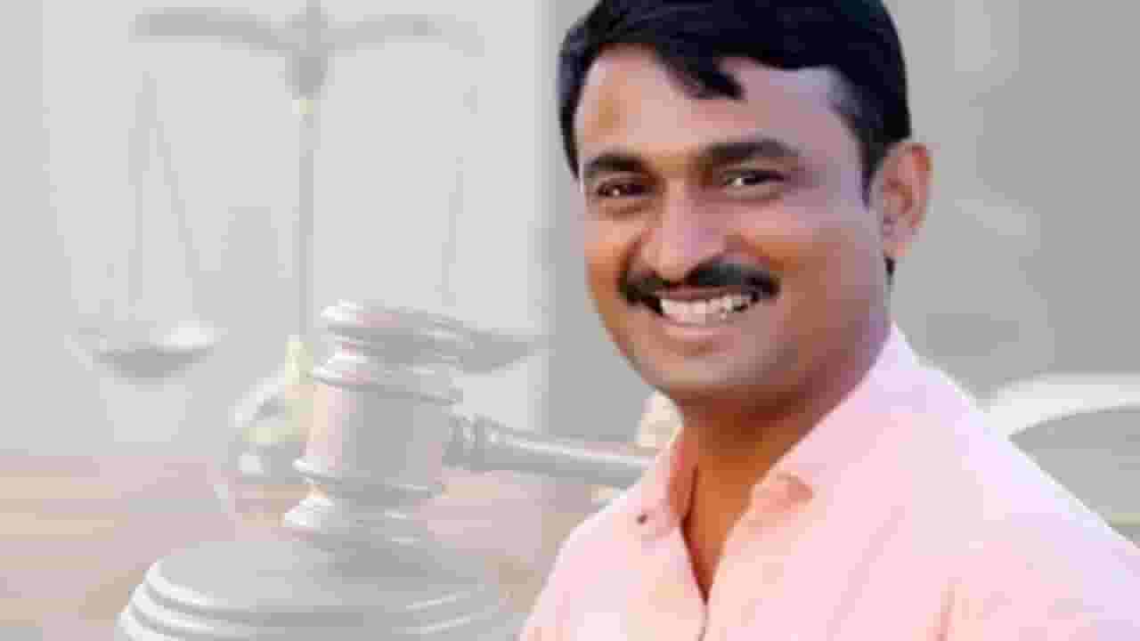 Santosh Deshmukh Case : संतोष देशमुख हत्या प्रकरण; आज विशेष मकोका न्यायालयात सुनावणी Santosh Deshmukh Case : संतोष देशमुख हत्या प्रकरण; आज विशेष मकोका न्यायालयात सुनावणी