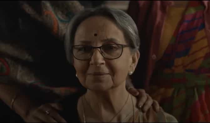 शर्मिला टागोर यांच्या पुरातन चित्रपटाचा प्रीमीयर, बंगाली म्हणून अभिमानाचा क्षण,अभिनेत्री पूजा बॅनर्जी यांची प्रतिक्रीया