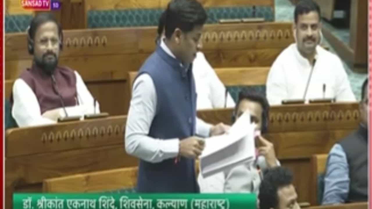 Shrikant Shinde : जर बाळासाहेब असते तर तुम्ही हे भाषण केलं असतं का? श्रीकांत शिंदे संतापले