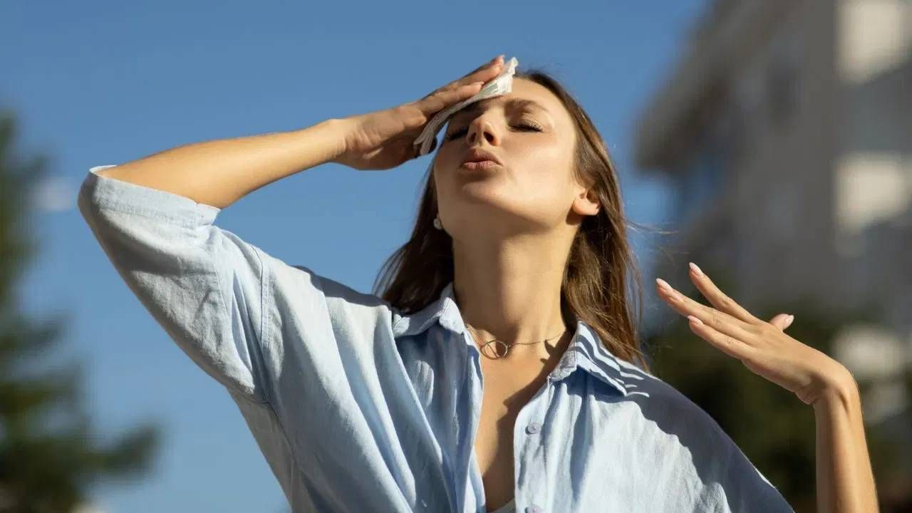 summer health care: उन्हाळ्यात स्वत:ला फ्रेश ठेवण्यासाठी काय करावे? जाणून घ्या....