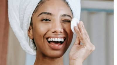 उन्हाळ्यात त्वचेसाठी काकडी की गुलाबजल? कोणता टोनर चांगला?