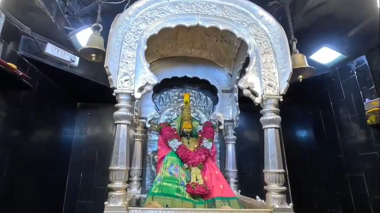 या दानातून मंदिराला सुमारे 65 ते 70 कोटी रुपयांचे उत्पन्न मिळाले आहे.