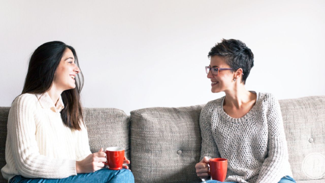 मे महिन्यात जन्मलेले लोक इतरांसमोर त्यांचे शब्द काळजीपूर्वक वापरतात. कोणत्याही समस्येला तोंड कसं द्यायचं हे त्यांना चांगलंच ठाऊक असतं. या लोकांना इतरांची मनं देखील चांगलीच ओळखता येतात. 