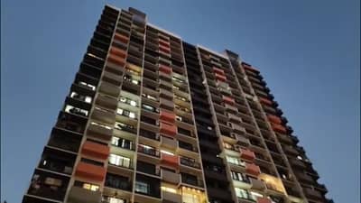 पाण्यामुळे पाय घसरला अन् बाळ 21 व्या मजल्यावरुन..., विरारमध्ये 7 महिन्यांच्या बाळाचा दुर्दैवी अंत