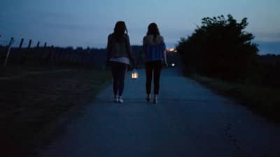 जेवणानंतर शतपावली करण्याचा फायदा की तोटा? जाणून घ्या