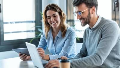 महिलांना त्यांचे वय आणि पुरुषाला त्याचा पगार का विचारु नये? यामागे दडलंय मोठं गुपित