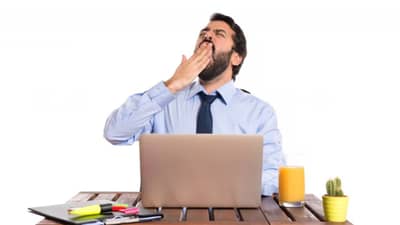 वारंवार जांभई येणे सामान्य गोष्ट नाही, असू शकतात या आजारांची लक्षणे