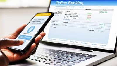 तुमचे बँक बॅलेन्स दर महिन्याला संपते का? ‘या’ स्मार्ट सवयी फॉलो करा