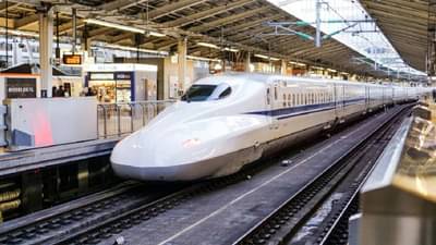 भारताच्या पहिल्या बुलेट ट्रेनची झलक पाहिली का ? जपानमध्ये ट्रायल सुरू, अवघ्या 2 तासांत मुंबईहून गाठा अहमदाबाद...