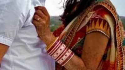 पत्नीने शारीरिक संबंध ठेवण्यास नकार दिला, संतापलेल्या पतीने... सत्य समोर येताच बसला धक्का