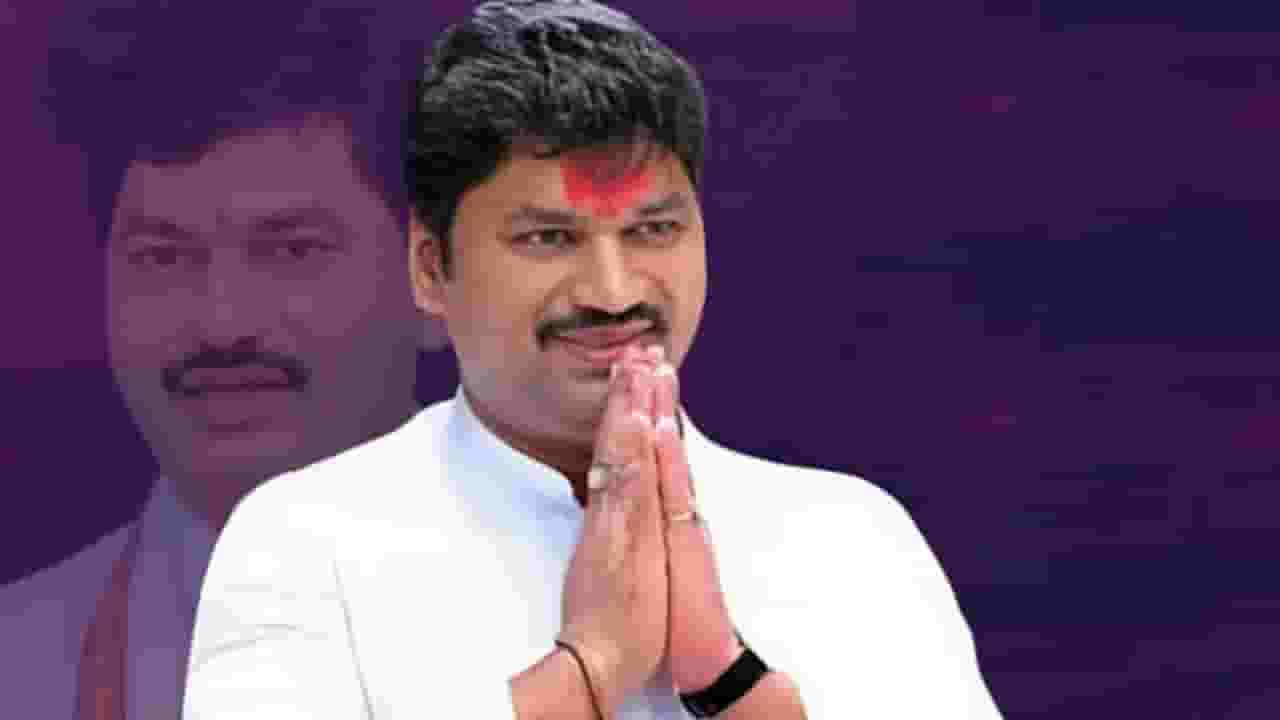Dhananjay Munde : धनंजय मुंडेंनी निवडला मन:शांतीचा मार्ग, गेल्या 8 दिवसांपासून नेमके आहेत कुठे?