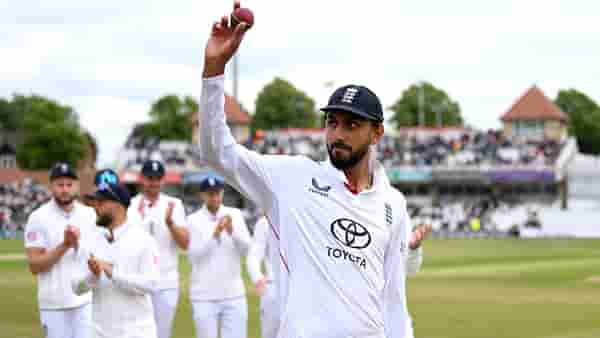 ENG vs ZIM : इंग्लंडने कसोटी सामन्यात झिम्बाब्वेचा उडवला धुव्वा, दोनदा फलंदाजी करूनही नामुष्की