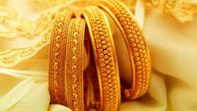 भेटवस्तूंमध्ये मिळणाऱ्या सोन्यावर कर भरावा लागतो का? जाणून घ्या