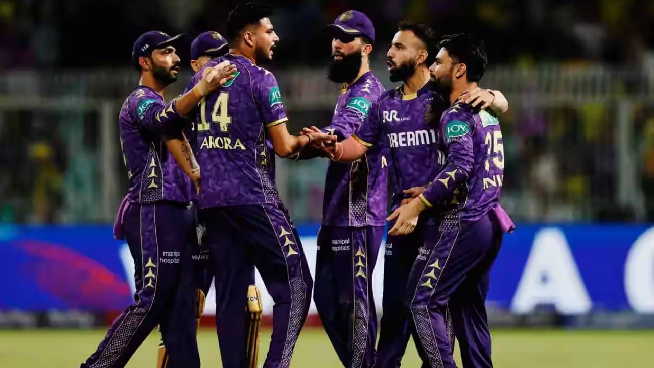 केकेआरने आतापर्यंत 13 सामने खेळले आहेत. यावेळी त्यांनी फक्त पाच सामने जिंकले आहेत. आरसीबी विरुद्धचा सामना पावसामुळे रद्द करण्यात आला आहे. यासह गतविजेत्या कोलकाता नाईट रायडर्सची प्लेऑफ मोहीमही संपली आहे. त्यामुळे शेवटचा सामना औपचारिक आहे.