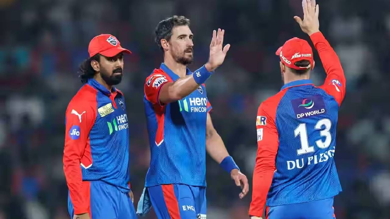 दिल्ली कॅपिटल्स: अक्षर पटेलच्या नेतृत्वाखालील दिल्ली कॅपिटल्स संघाने 11 सामने खेळले आहेत आणि त्यापैकी 6 सामने जिंकले आहेत. त दिल्ली कॅपिटल्सने त्यांचे पुढील तीन पैकी ३ सामने जिंकले तर त्यांना 19 गुणांसह प्लेऑफमध्ये प्रवेश निश्चित होईल. (Photo : IPL/BCCI)