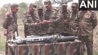 Indian Army : पाकिस्तानने वापरलेल्या मिसाईल, ड्रोनचं भारतीय लष्कराने भरवलं प्रदर्शन