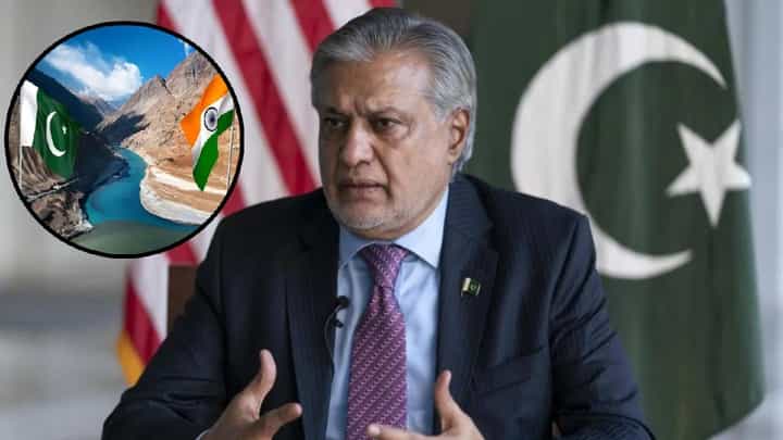 Ishaq Dar on Indus Waters Treaty : ...तर अॅक्ट ऑफ वॉर समजलं जाईल, सिंधू जल करारावरुन पाक मंत्री पुन्हा बरळला Ishaq Dar on Indus Waters Treaty : ...तर अॅक्ट ऑफ वॉर समजलं जाईल, सिंधू जल करारावरुन पाक मंत्री पुन्हा बरळला