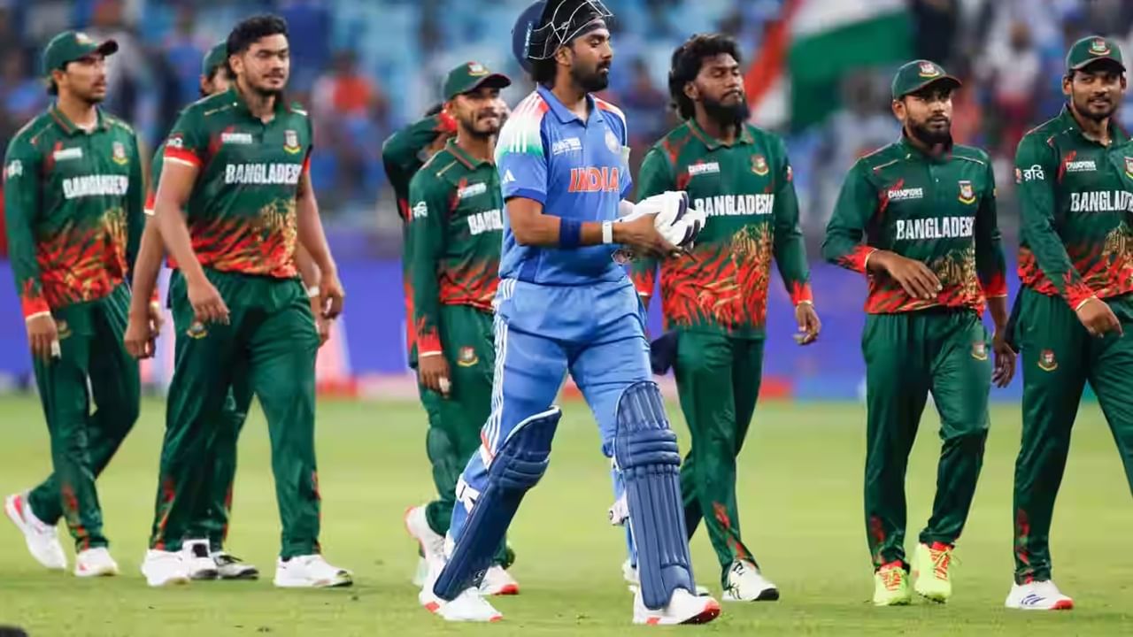 T20i Series : यूएई-पाकिस्तान विरूद्धच्या टी 20 मालिकेसाठी टीम जाहीर, या खेळाडूची कर्णधारपदी नियुक्ती