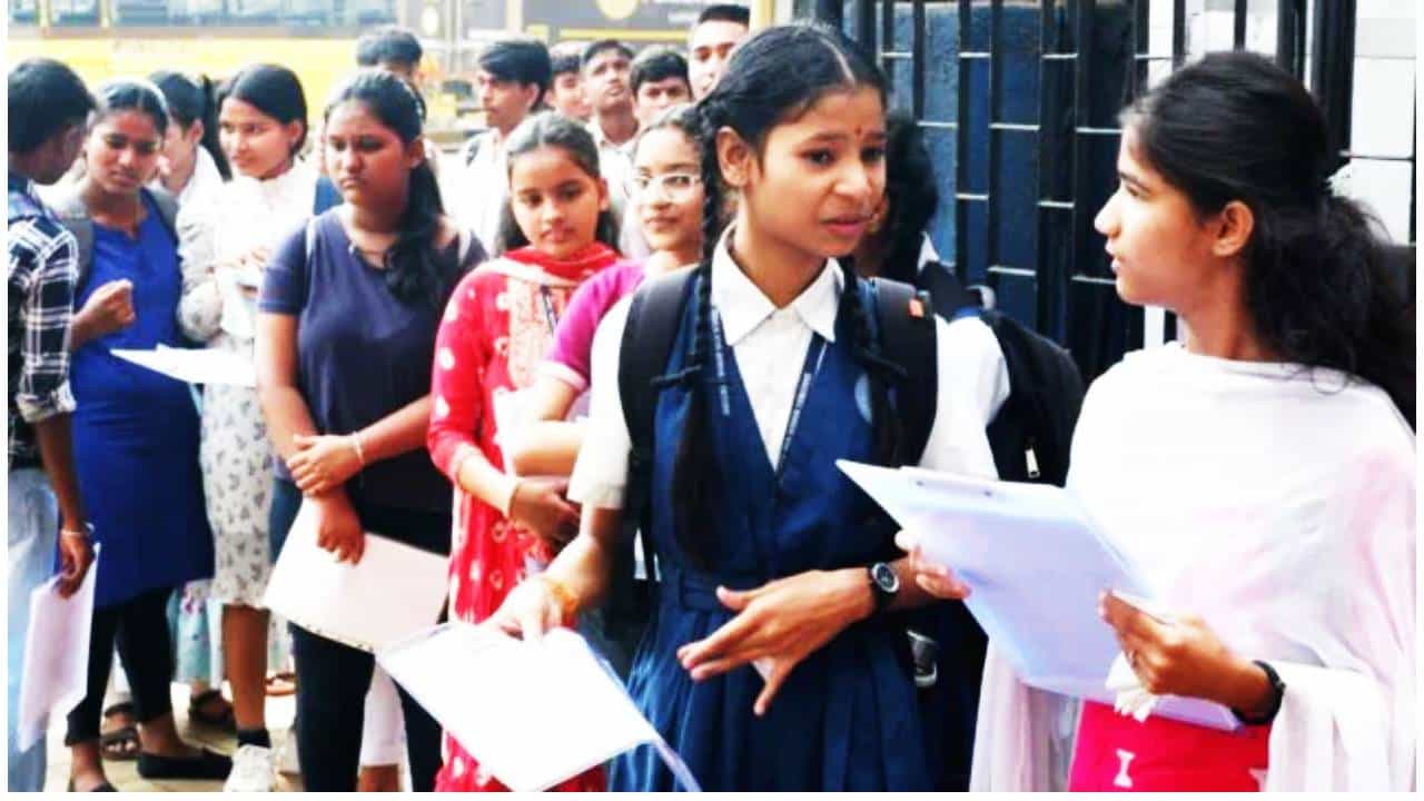 SSC Result : दहावीत पडले कमी गुण? पूनर्मूल्यांकनासाठी येथे करा ऑनलाईन अर्ज, शुल्कासह जाणून घ्या प्रक्रिया