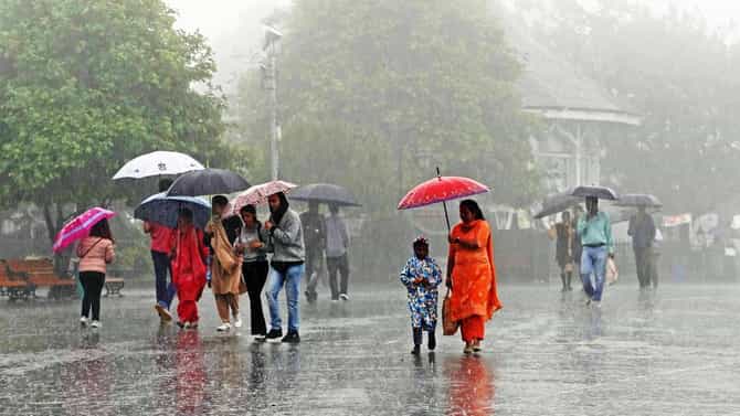 Rain Alert : मुंबईसह या भागात कोसळधार, अनेक जिल्ह्यात मुसळधार पावसासह गारपिटीचा इशारा, वाचा सविस्तर