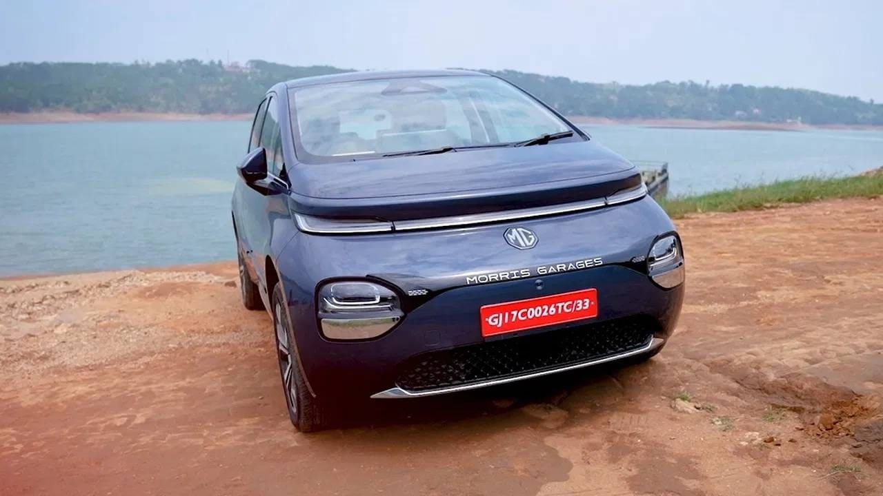 Car Review : MG Windsor Pro इलेक्ट्रिक कार चालवण्यासाठी कशी आहे? रियलमध्ये मिळतेय एवढी रेंज Car Review : MG Windsor Pro इलेक्ट्रिक कार चालवण्यासाठी कशी आहे? रियलमध्ये मिळतेय एवढी रेंज