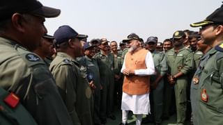 'ऑपरेशन सिंदूर'नंतर प्रथमच पंतप्रधान नरेंद्र मोदी थेट आदमपूर एयरबेसवर.