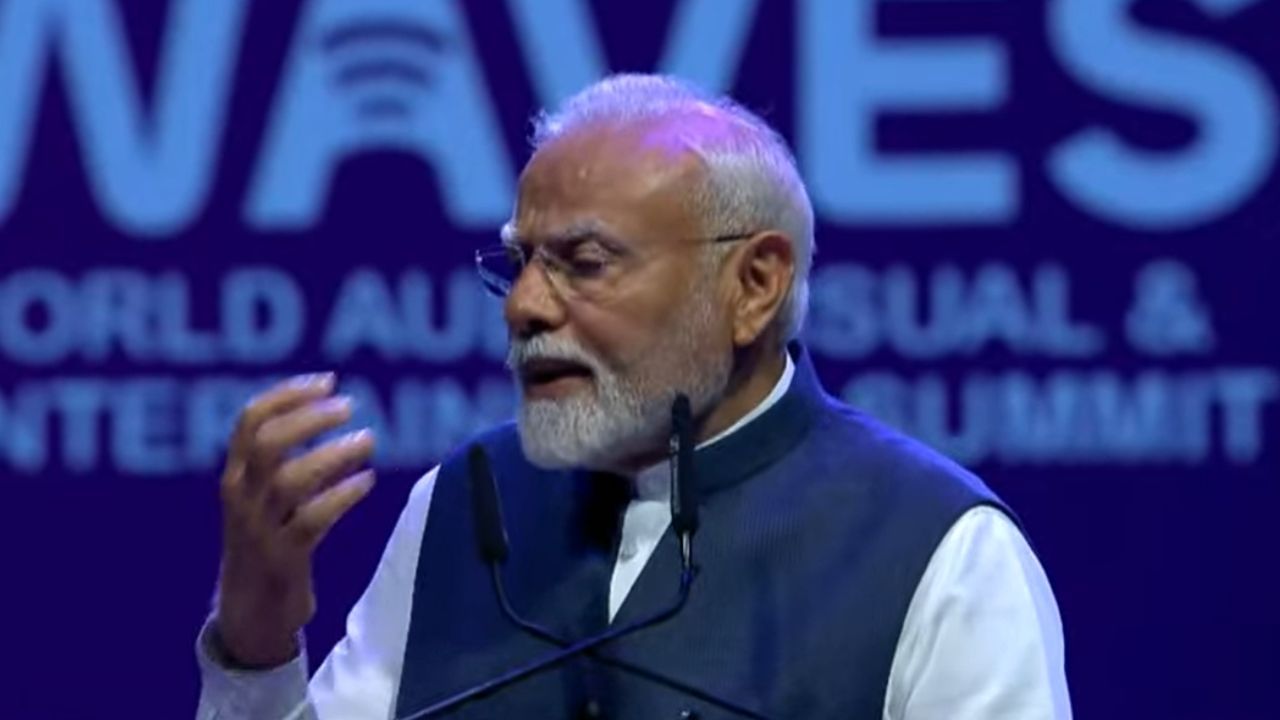 भगवान शंकराचे डमरु, श्रीकृष्णची बासरी, विष्णूचा शंख ध्वनी सकारात्मक ऊर्जा, पंतप्रधान नरेंद्र मोदी यांनी सांगितली भारतीय संगीताची परंपरा भगवान शंकराचे डमरु, श्रीकृष्णची बासरी, विष्णूचा शंख ध्वनी सकारात्मक ऊर्जा, पंतप्रधान नरेंद्र मोदी यांनी सांगितली भारतीय संगीताची परंपरा