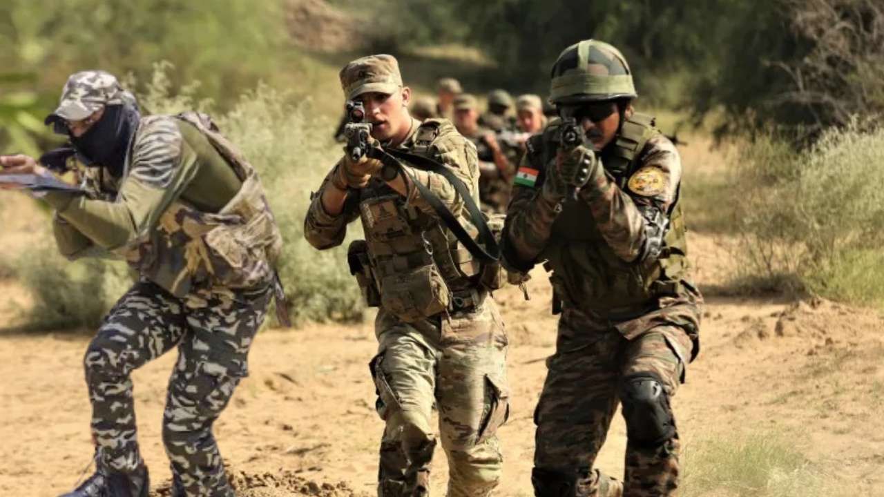 पाकची बोबडी वळली, भारतीय सैन्याची आता पुन्हा मॉक ड्रील, काय आहे 'ऑपरेशन शील्ड'? पाकची बोबडी वळली, भारतीय सैन्याची आता पुन्हा मॉक ड्रील, काय आहे 'ऑपरेशन शील्ड'?