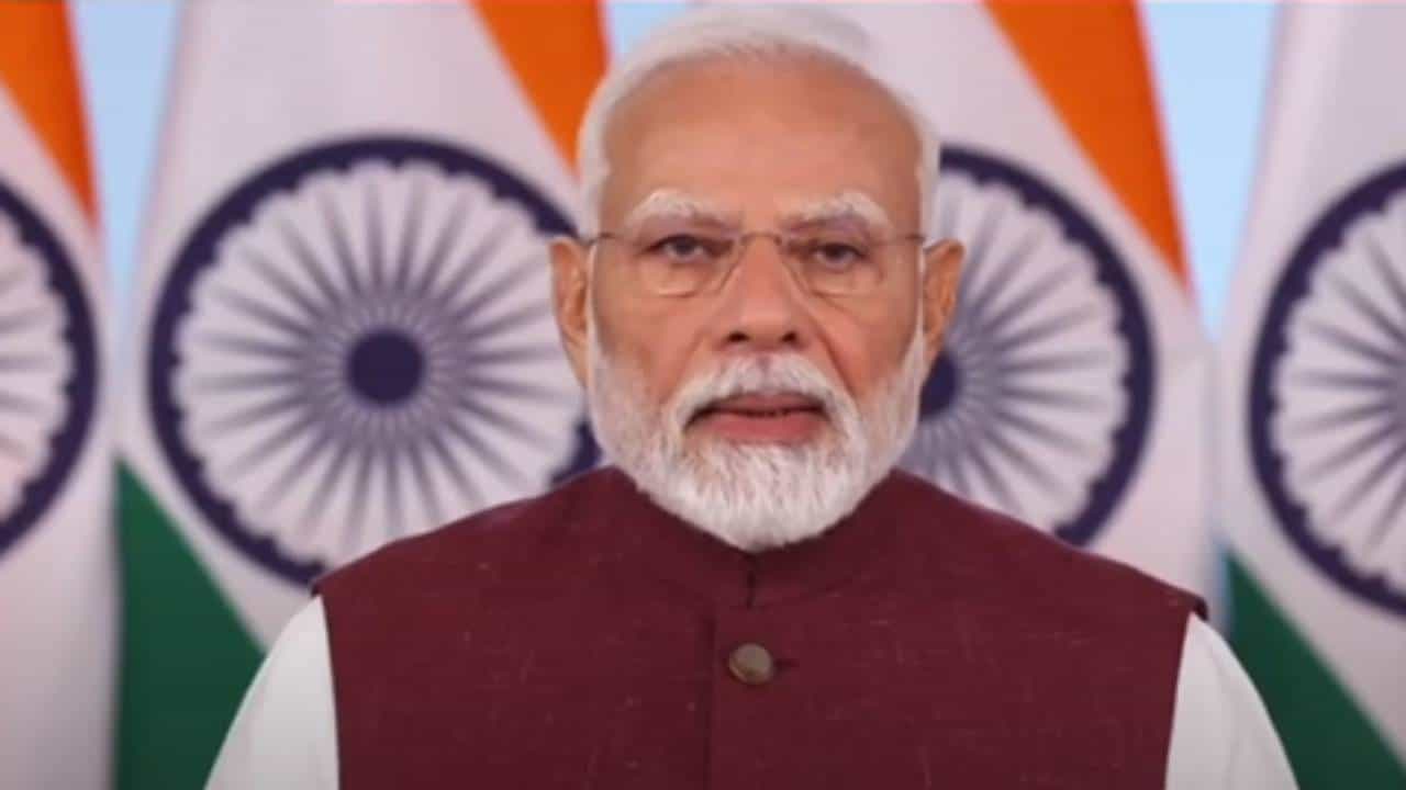PM MODI :  ऑपरेशन सिंदूरवर पहिल्यांदाच बोलताना मोदींकडून भारतीय लष्कराला सॅल्यूट... म्हणाले देशाचं सामर्थ्य